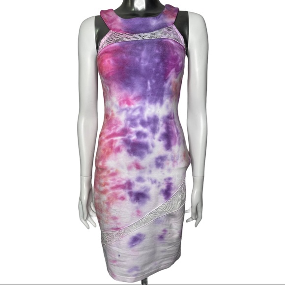 Mystiq Tie Dye Lace Inlay Fitted Sleeveless Dress - Picture 4 of 6